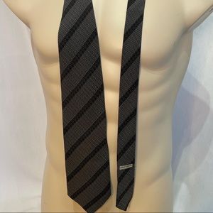 🇮🇹Giorgio Armani! Made in Italy! Gorgeous silk tie!